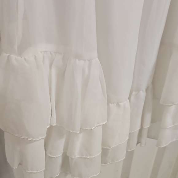 White Ruffled Flutter Sleeve Blouse - Picture 5 of 5